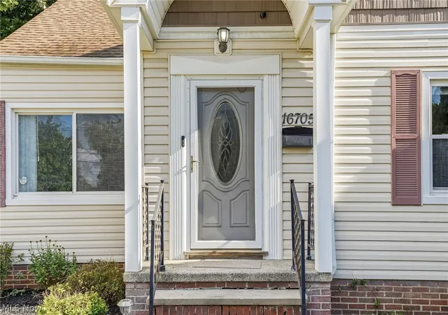 Photo 3 of Sale Pending at 16705 Raymond St, Maple Heights, OH 44137 | MLS# 5231807 | Listing updated on 2026-08-09
