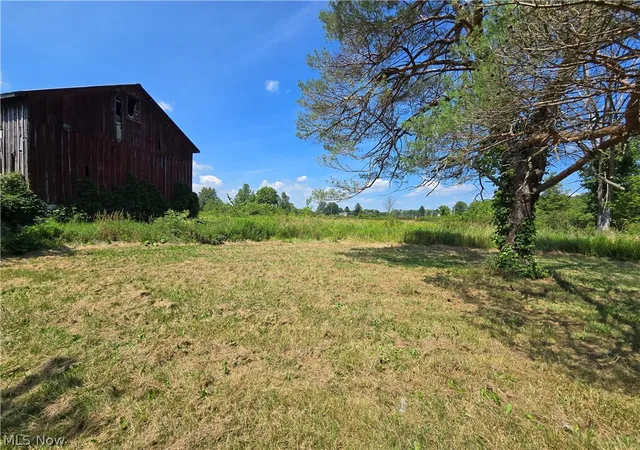 Photo 4 of Sale Pending at 8725 State Route 7, Williamsfield, OH 44093 | MLS# 5234016 | Listing updated on 2026-10-02
