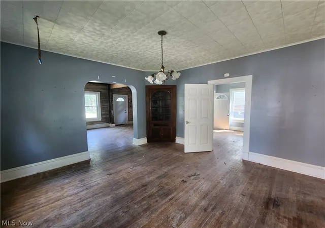 Photo 3 of Single family home for sale at 607 Aetna St, Salem, OH 44460 | MLS# 5234123 | Listing updated on 2026-08-24