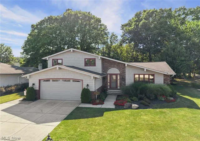 Photo 2 of Sale Pending at 7288 Rita Dr, Independence, OH 44131 | MLS# 5233444 | Listing updated on 2026-08-14