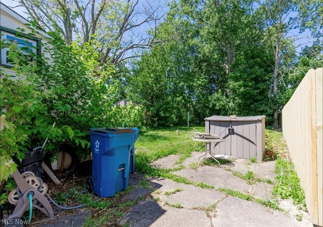 Photo 3 of Single family home for sale at 1128 W 19th Street, Lorain, OH 44052 | MLS# 5234170 | Listing updated on 2026-09-22