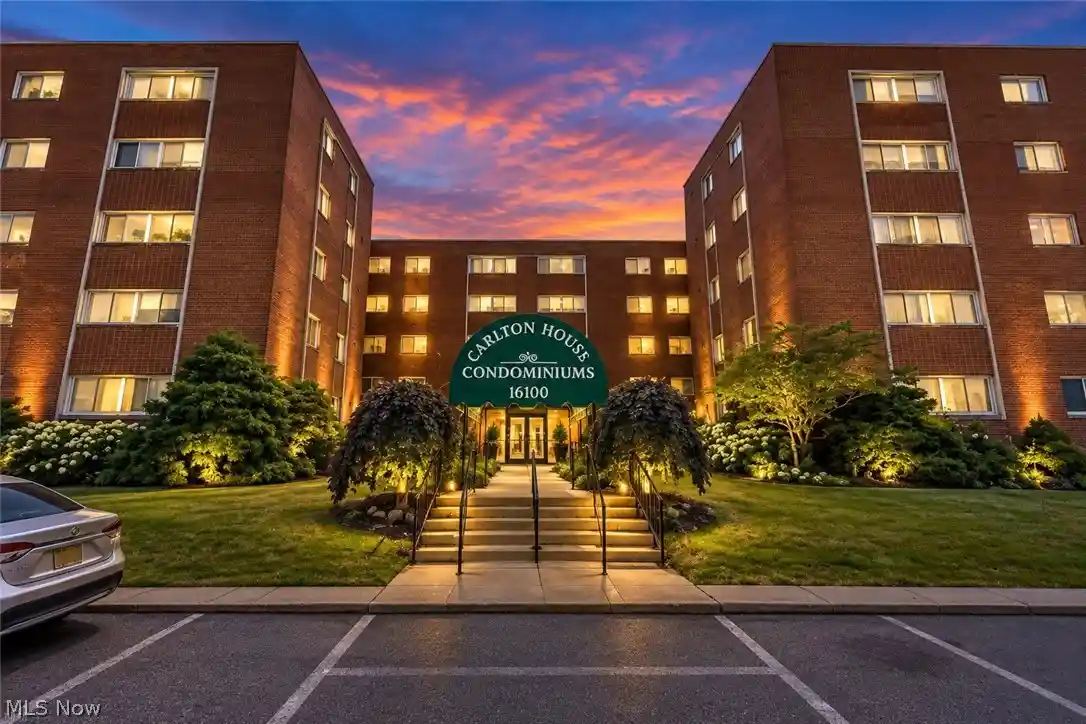 Listing Photo 1 - Condo for sale in 16100 Van Aken Blvd located at 16100 Van Aken Blvd, Cleveland, OH 44120 - Unit #303
