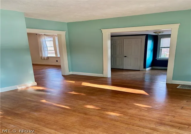 Photo 3 of Single family home for sale at 2649 S Taylor Rd, Cleveland Heights, OH 44118 | MLS# 5233807 | Listing updated on 2026-08-25