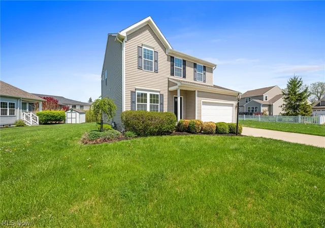 Photo 2 of Single family home for sale at 3819 Arcadia Cir, Willoughby, OH 44094 | MLS# 5234186 | Listing updated on 2026-08-28