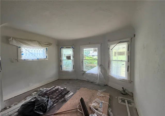 Photo 3 of Single family home for sale at 10708 Grantwood Ave, Cleveland, OH 44108 | MLS# 5234187 | Listing updated on 2026-08-06