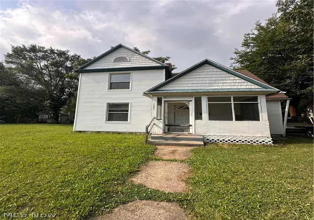 Photo 1 of Single family home for sale at 1061 Ackley St, Akron, OH 44306 | MLS# 5234019 | Listing updated on 2026-08-26