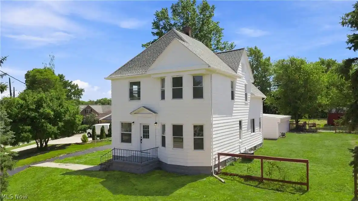 Single family home for sale at 3223 W Pleasant Valley Rd, Cleveland, OH 44134 | MLS# 5234213