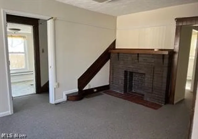 Photo 2 of Single family home for sale at 104 S Sugar St, Saint Clairsville, OH 43950 | MLS# 5234234 | Listing updated on 2026-08-06