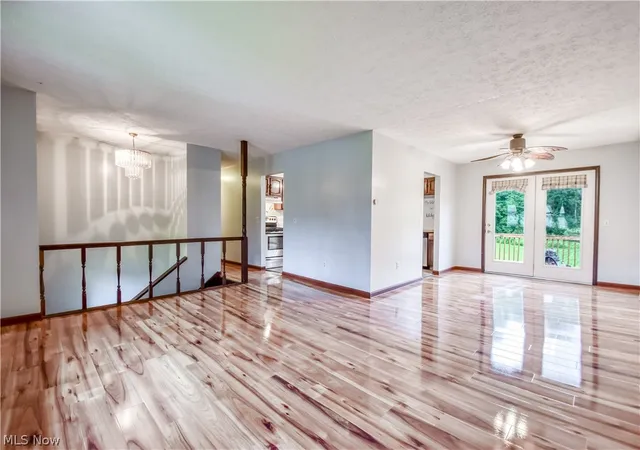 Photo 4 of Single family home for sale at 6487 Shafer Rd NW, Warren, OH 44481 | MLS# 5234250 | Listing updated on 2026-09-23