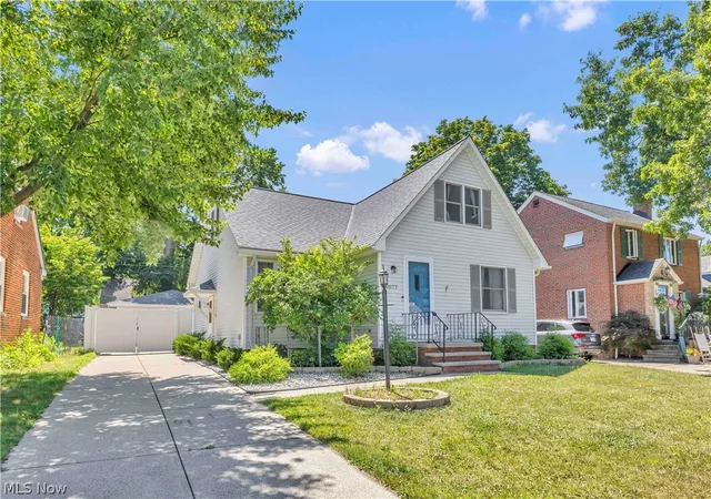 Photo 2 of Sale Pending at 10077 Beaconsfield Dr, Cleveland, OH 44130 | MLS# 5228575 | Listing updated on 2026-08-27