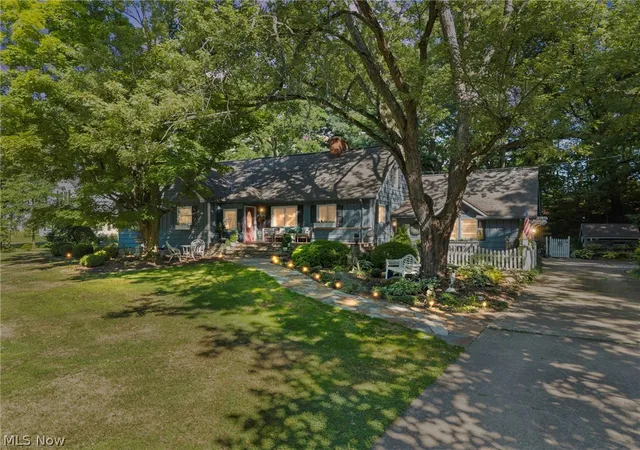 Photo 1 of Sale Pending at 14474 Mill Holw Ln, Strongsville, OH 44136 | MLS# 5234036 | Listing updated on 2026-08-10