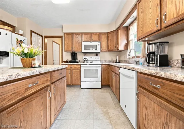 Photo 3 of Sale Pending at 5303 Deercreek Ct, Sheffield Lake, OH 44054 | MLS# 5233781 | Listing updated on 2026-08-18