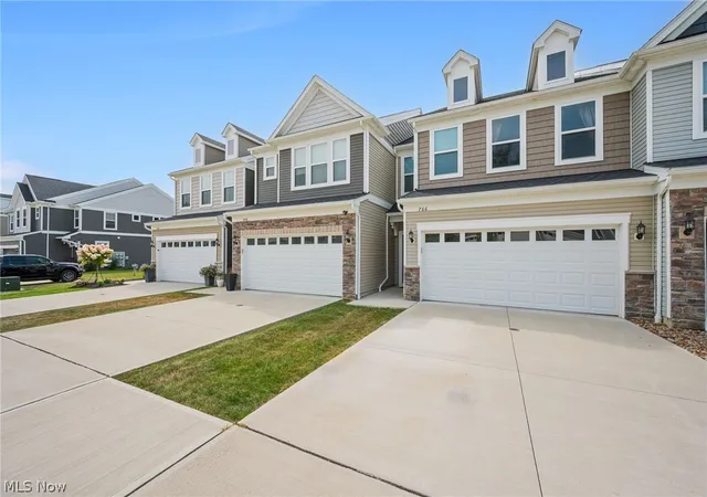 Photo 3 of Sale Pending at 766 N Greenway Dr, Westlake, OH 44145 | MLS# 5233385 | Listing updated on 2026-09-16
