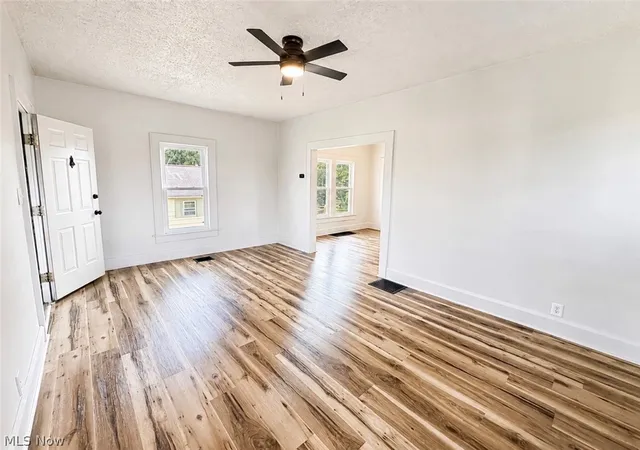 Photo 22 of Single family home for sale at 363 White Oak Ave, Zanesville, OH 43701 | MLS# 5234288 | Listing updated on 2026-08-11