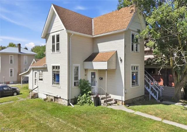 Photo 1 of Multi family home for sale at 517 Woodlawn Ave, Bucyrus, OH 44820 | MLS# 5233376 | Listing updated on 2026-08-25