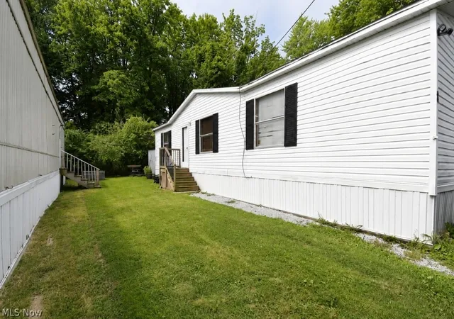Photo 3 of Single family home for sale at 8 Eddy Rd, Madison, OH 44057 | MLS# 5234092 | Listing updated on 2026-08-13