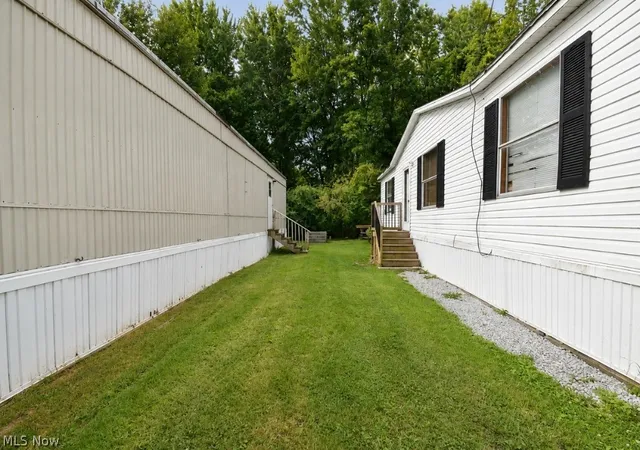 Photo 4 of Single family home for sale at 8 Eddy Rd, Madison, OH 44057 | MLS# 5234092 | Listing updated on 2026-08-13