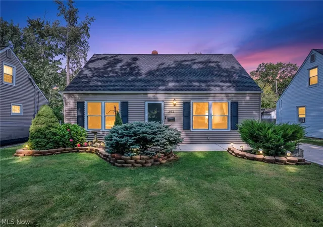 Photo 1 of Single family home for sale at 342 Inwood Blvd, Avon Lake, OH 44012 | MLS# 5233722 | Listing updated on 2026-08-28