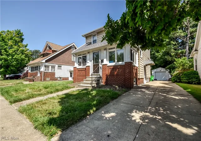 Photo 2 of Single family home for sale at 19151 Pasnow Ave, Cleveland, OH 44119 | MLS# 5231277 | Listing updated on 2026-08-26