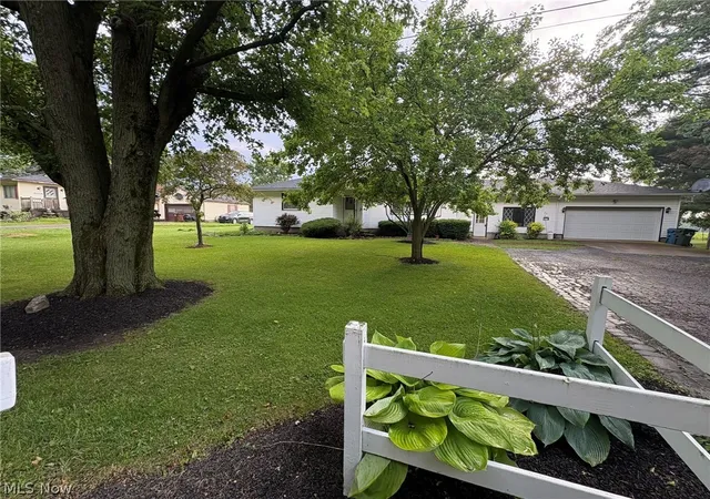Single family home for sale at 14582 Gore Orphanage Rd, Wakeman, OH 44889 | MLS# 5234150