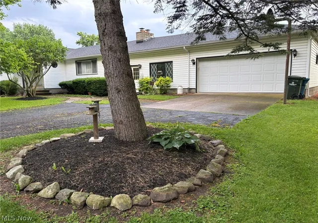 Photo 1 of Single family home for sale at 14582 Gore Orphanage Rd, Wakeman, OH 44889 | MLS# 5234150 | Listing updated on 2026-08-28