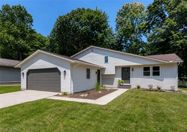 Photo 1 of Sale Pending at 3931 Canterbury Dr, Brunswick, OH 44212 | MLS# 5233070 | Listing updated on 2026-08-10