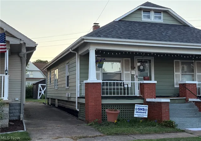 Photo 2 of Single family home for sale at 609 Harrison St, Sandusky, OH 44870 | MLS# 5234381 | Listing updated on 2026-08-06