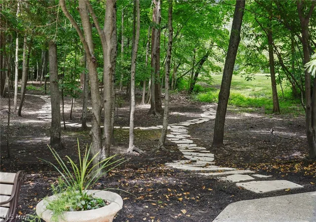 Photo 3 of Single family home for sale at 388 Lily Pond Ct, Columbus, OH 43230 | MLS# 5234477 | Listing updated on 2026-10-04
