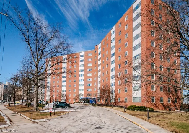 Photo 1 of Condo for sale at 11850 Edgewater Dr #1002, Lakewood, OH 44107 | MLS# 5233314 | Listing updated on 2026-08-06