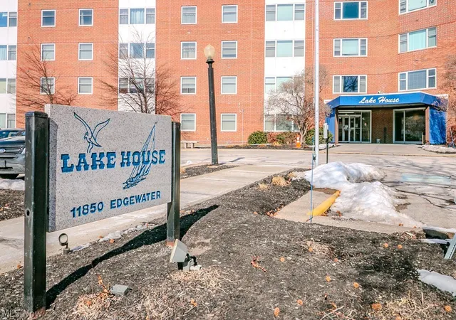 Photo 2 of Condo for sale at 11850 Edgewater Dr #1002, Lakewood, OH 44107 | MLS# 5233314 | Listing updated on 2026-08-06
