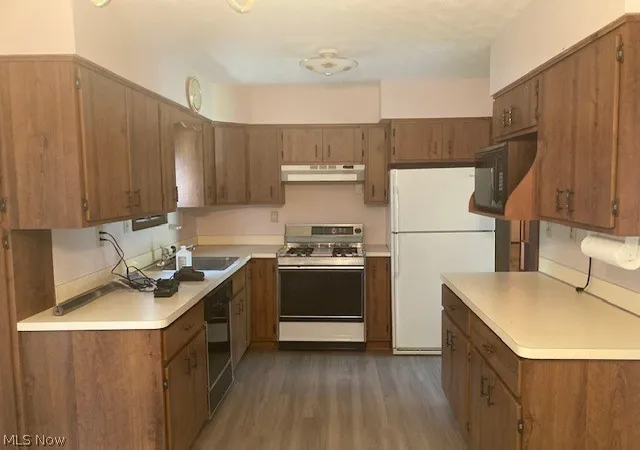 Photo 2 of Sale Pending at 23031 Drake Rd, Bedford, OH 44146 | MLS# 5234472 | Listing updated on 2026-09-15