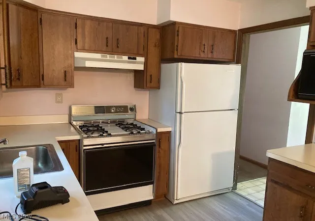 Photo 3 of Sale Pending at 23031 Drake Rd, Bedford, OH 44146 | MLS# 5234472 | Listing updated on 2026-09-15