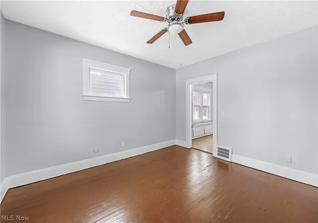 Listing Photo 4 - Condo for sale in building located at 3978 E 55th St, Cleveland, OH 44105