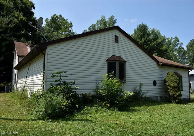 Photo 3 of Sale Pending at 11674 Green Beaver Rd, Canfield, OH 44406 | MLS# 5234498 | Listing updated on 2026-08-20
