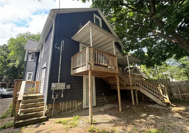 Listing Photo 2 - Condo for sale in building located at 3812 Archwood Ave, Cleveland, OH 44109 - Unit #
