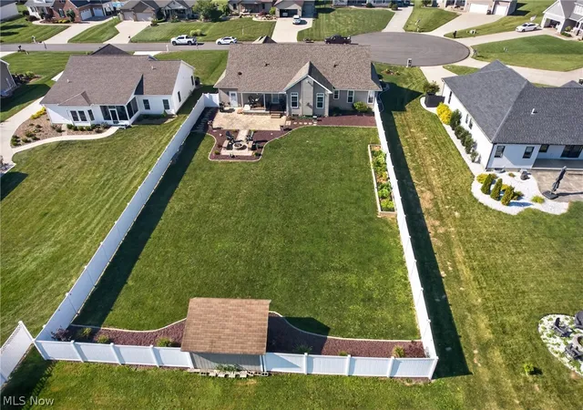 Photo 3 of Sale Pending at 4875 Tree Line Trl, New Middletown, OH 44442 | MLS# 5233845 | Listing updated on 2026-10-05