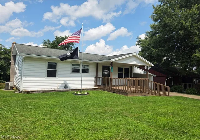 Photo 1 of Sale Pending at 1405 National Way, Zanesville, OH 43701 | MLS# 5234383 | Listing updated on 2026-10-07