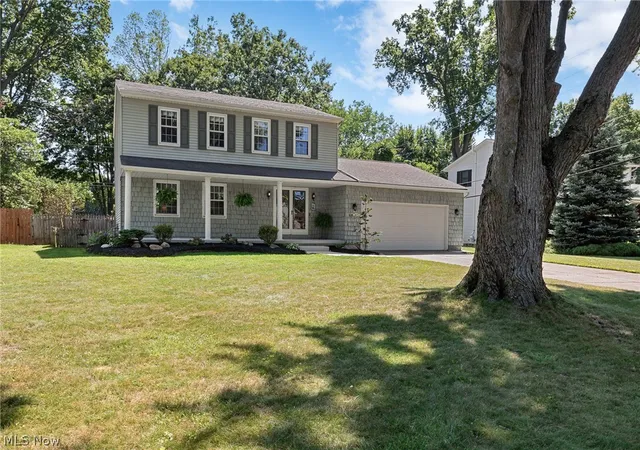 Photo 2 of Sale Pending at 6903 Hidden Valley Dr, Amherst, OH 44001 | MLS# 5234024 | Listing updated on 2026-08-10