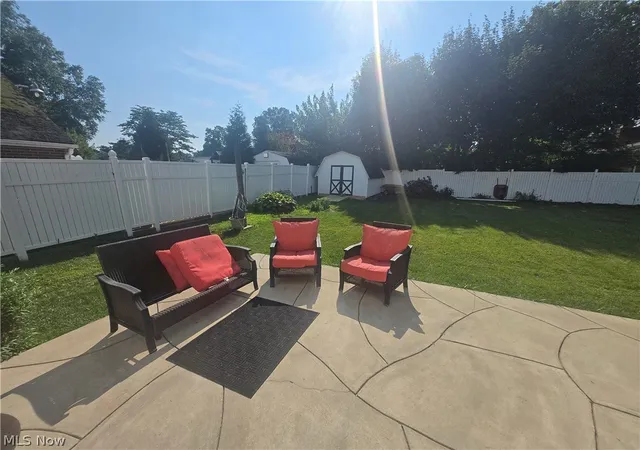 Photo 2 of Single family home for sale at 909 NE Willard Ave, Warren, OH 44483 | MLS# 5234589 | Listing updated on 2026-08-07