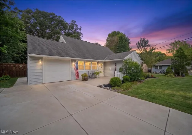 Photo 36 of Sale Pending at 546 Woodmere Dr, Berea, OH 44017 | MLS# 5233879 | Listing updated on 2026-08-10