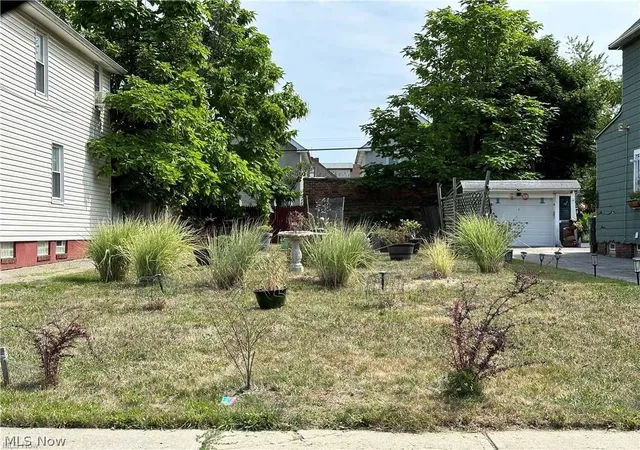 Land for sale at 963 Evangeline Rd, Cleveland, OH 44110 | MLS# 5233246