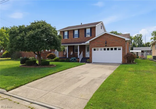 Photo 1 of Single family home for sale at 817 George St, Belpre, OH 45714 | MLS# 5232866 | Listing updated on 2026-09-28