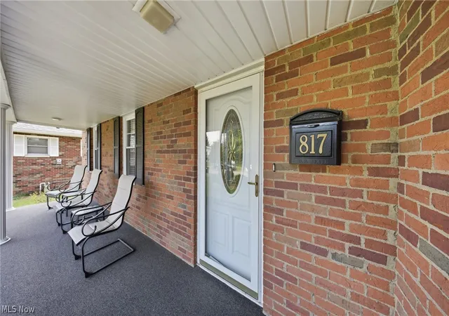 Photo 3 of Single family home for sale at 817 George St, Belpre, OH 45714 | MLS# 5232866 | Listing updated on 2026-09-28