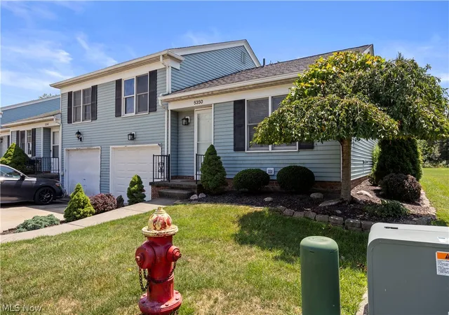 Listing Photo 3 - Condo for sale in building located at 5350 Cody Trl, Brunswick, OH 44212