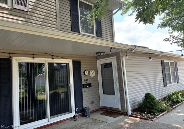 Photo 1 of Condo for sale at 8140 Independence Dr, Mentor, OH 44060 | MLS# 5233006 | Listing updated on 2026-09-15