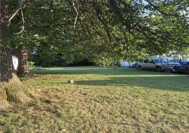 Photo 3 of Single family home for sale at 1407 W 22nd Street, Lorain, OH 44052 | MLS# 5233861 | Listing updated on 2026-09-18