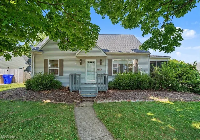Photo 1 of Single family home for sale at 2590 21st Street, Cuyahoga Falls, OH 44223 | MLS# 5234660 | Listing updated on 2026-08-31
