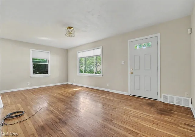 Photo 4 of Single family home for sale at 2590 21st Street, Cuyahoga Falls, OH 44223 | MLS# 5234660 | Listing updated on 2026-08-31