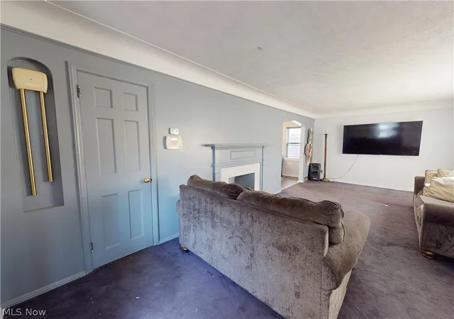 Photo 3 of Single family home for sale at 2168 Fenwick Rd, Cleveland, OH 44118 | MLS# 5232773 | Listing updated on 2026-09-01