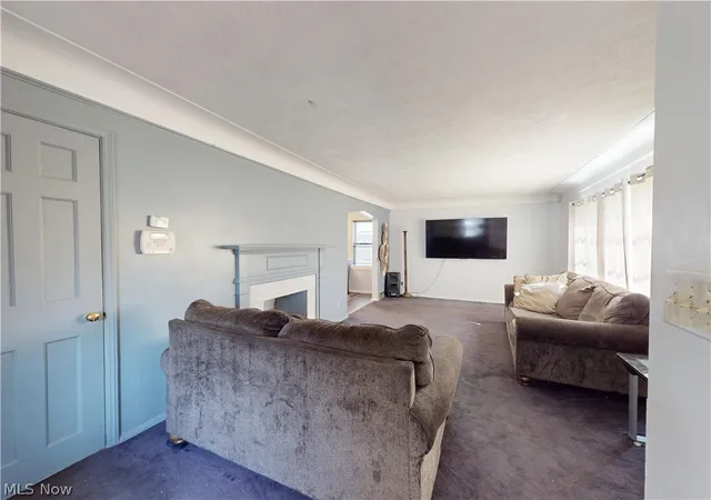 Photo 3 of Single family home for sale at 2168 Fenwick Rd, Cleveland, OH 44118 | MLS# 5232773 | Listing updated on 2026-09-01
